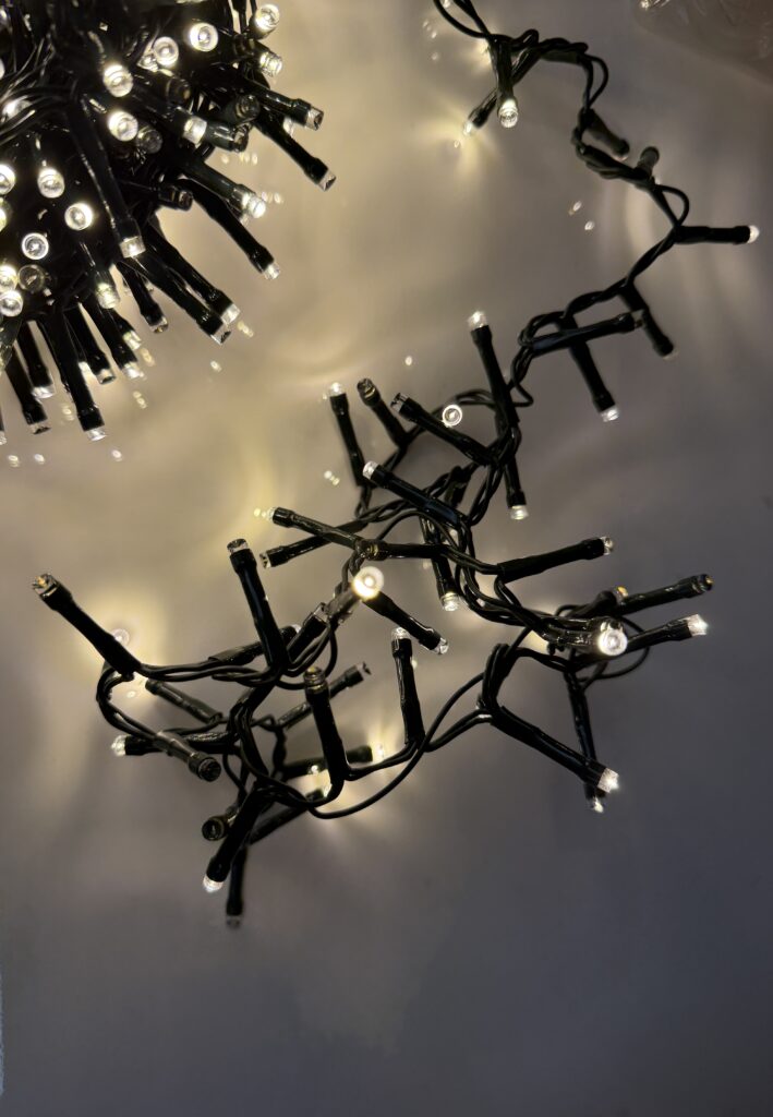 holiday lighting manufacturer cluster lights